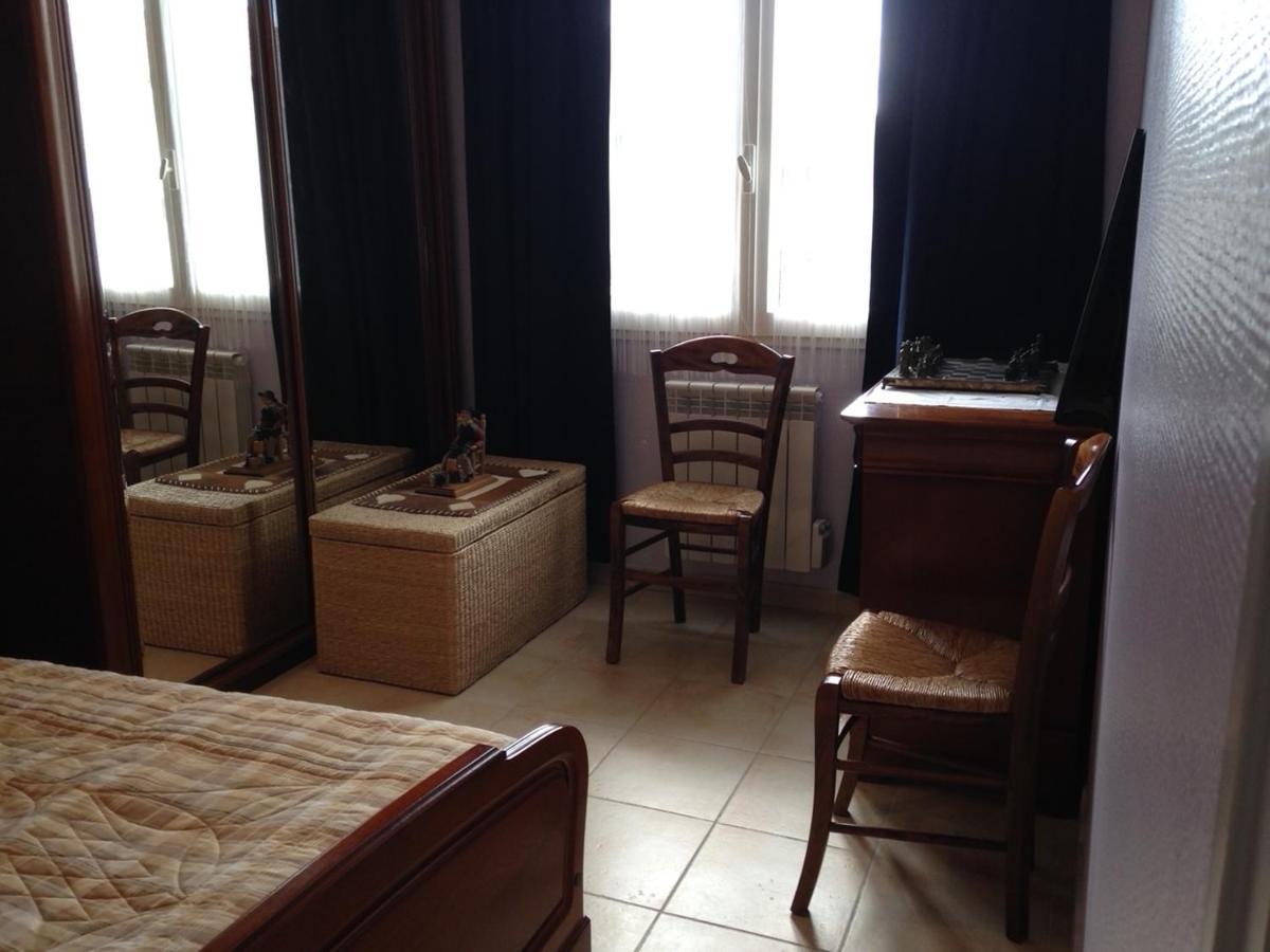Les Petits Paniers Bed & Breakfast Rivieres  Exterior foto