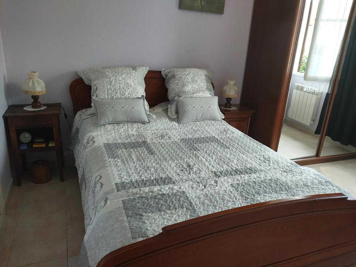 Les Petits Paniers Bed & Breakfast Rivieres  Exterior foto